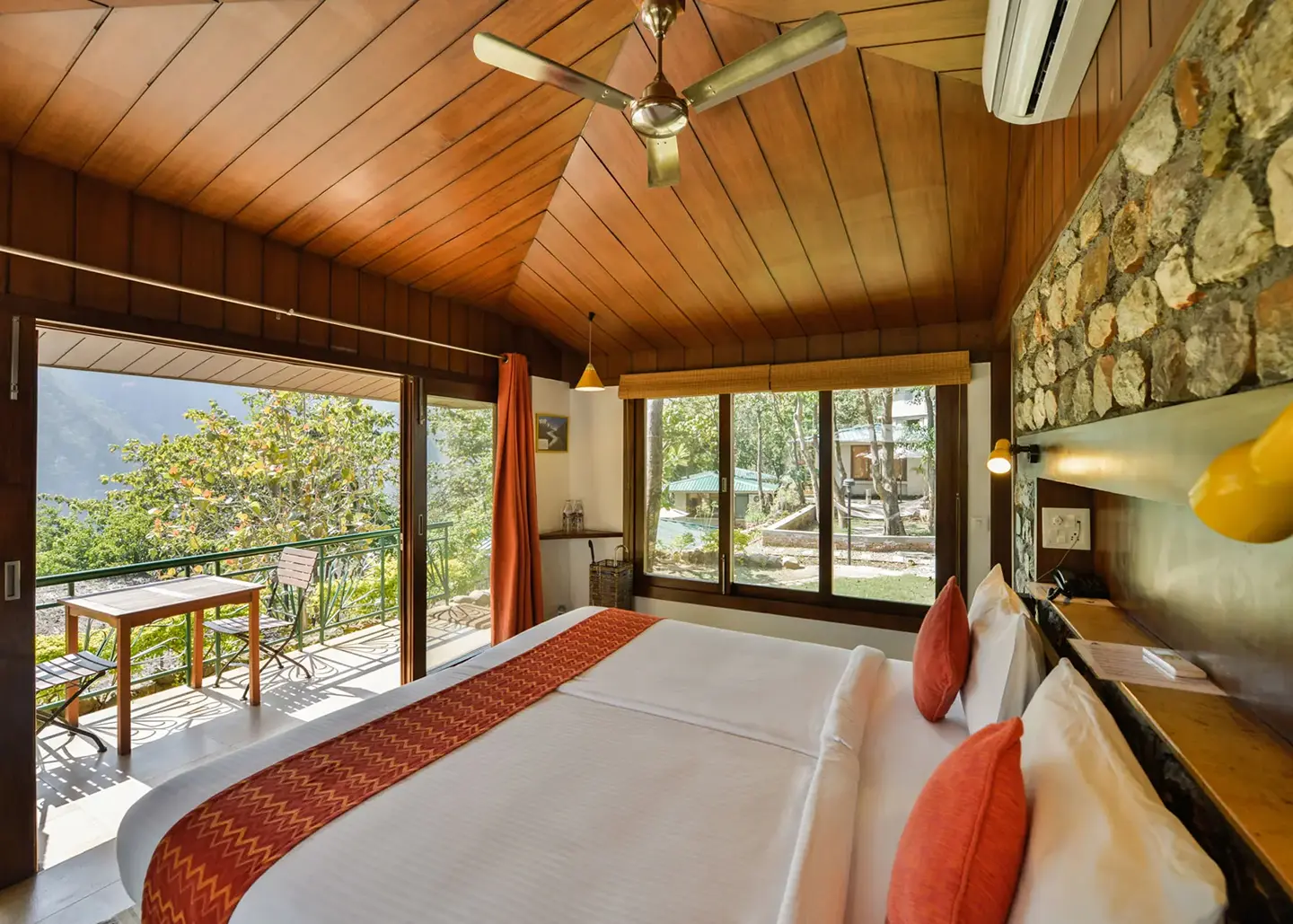 22 Independent Cottages - Image 6