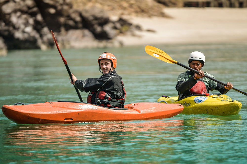 Let the Aquaterra Adventure Kayak School show you the ropes, from paddling in a straight line, to negotiating Class 1 & 2 Rapids
